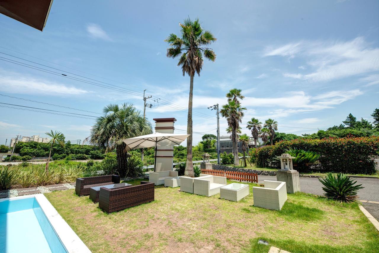 Petit Resort Naruto Lotus Exterior photo